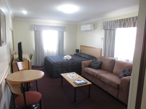 Riviera Executive Suites - Hobart Tourism 2