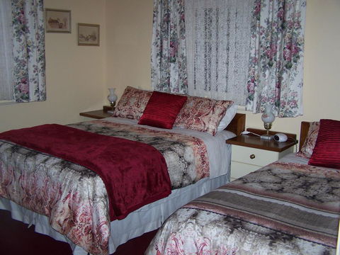 RJ's Bed & Breakfast - Tourism TAS 2