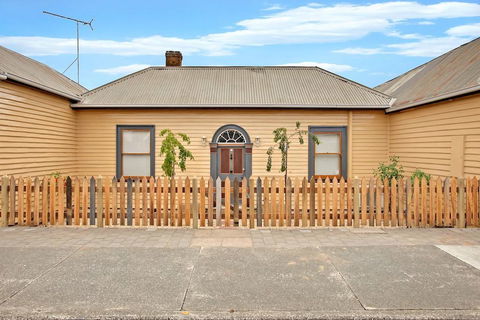 Robinson Cottage - Tourism TAS 0