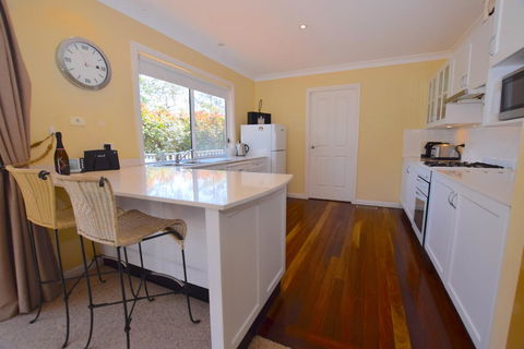 Rocky Mountain Cottage - Tourism TAS 3