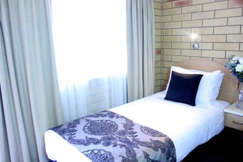 Roma Mid Town Motor Inn - Hobart Tourism 0