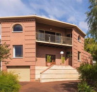 Romeo  Juliet - Hobart Tourism