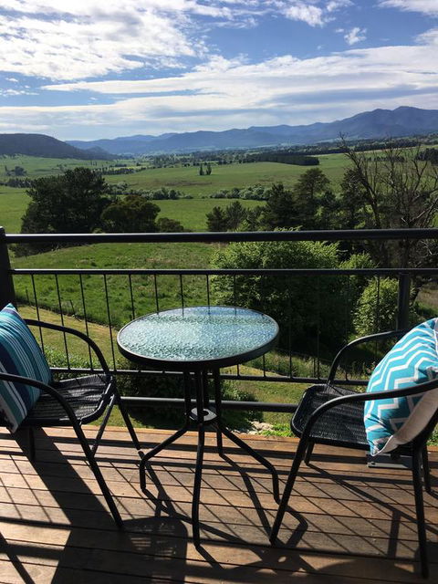 Rosewhite House - Hobart Tourism 0