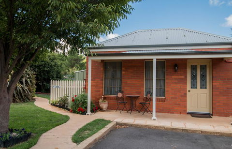 Ross Motel - Tourism TAS 0