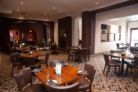 Royal Hotel Singleton - Tourism TAS 1