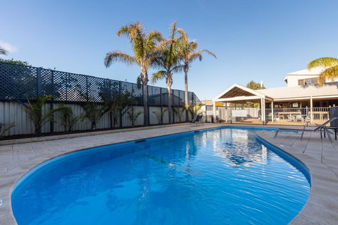 Sails Geraldton Accommodation - Hobart Tourism 0