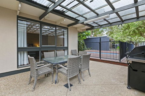SALTAIR - MOUNT MARTHA - Hobart Tourism 3