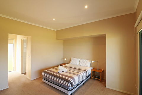 Saltwater Apartments - Hobart Tourism 2
