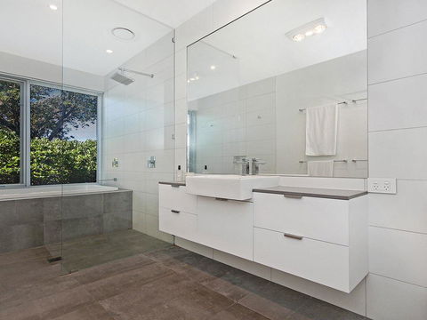 Saltwater Lodge - Hobart Tourism 3