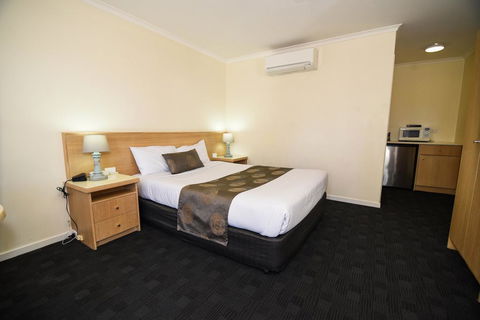 Sandown Heritage Motel - Hobart Tourism 1