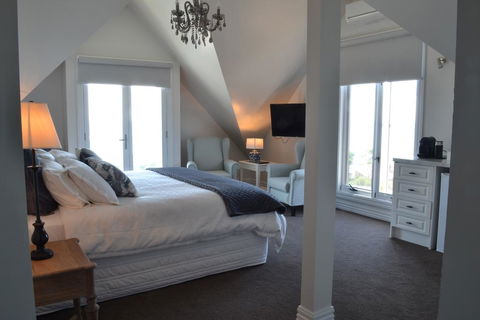Sapphire Shores Luxury Retreat - Hobart Tourism 1