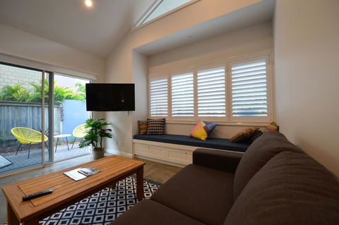 Sawtell Beach Shack 1 - Hobart Tourism 2