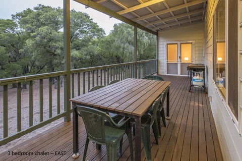 Sea Breeze Chalets Yallingup - Tourism TAS 3