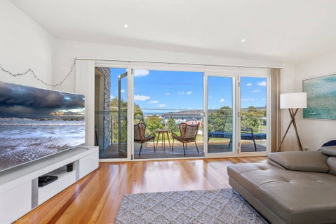 SEA NOOK - Seconds From The Beach - Tourism TAS 1