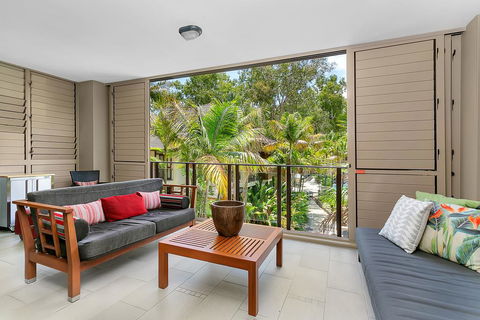 Sea Temple Private Apartments - Hobart Tourism 1
