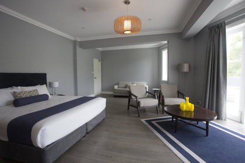 Seabreeze Hotel - Tourism TAS 3