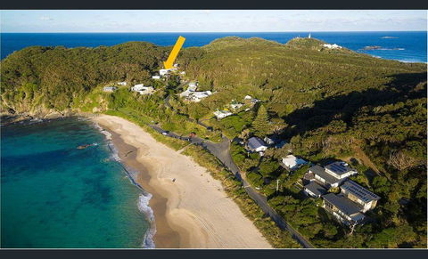 Seal Rocks Beach House ....Sugarloaf - Hobart Tourism 1