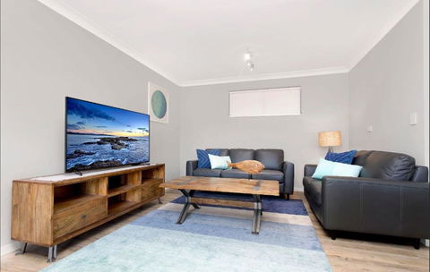 Seashells On Second! - Hobart Tourism 1