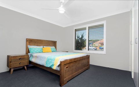 Seashells On Second! - Hobart Tourism 3