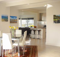 Seaside Retreat - Hobart Tourism