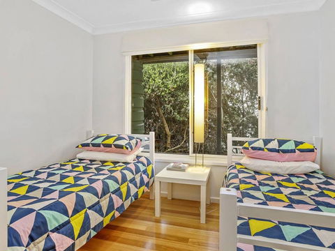 SEAVIEW - Ocean Views From A Modern Townhouse - Hobart Tourism 1