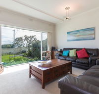 SEAVIEWS MORNINGTON.... - Hobart Tourism
