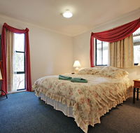 Serenity Grove - Hobart Tourism