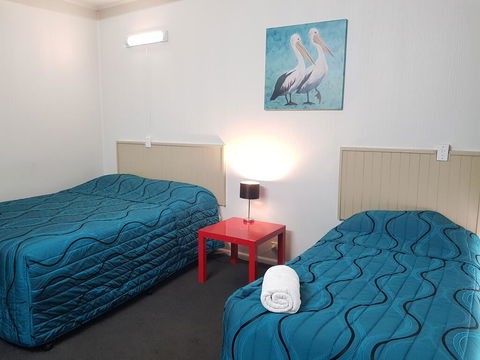 Seymour Motel - Hobart Tourism 0