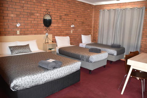 Shannon Motor Inn - Hobart Tourism 3