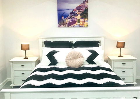 Sherrard Place - Hobart Tourism 3