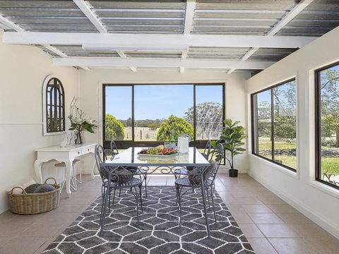 Silky Oak Cottage - Cosy With Country Views - Tourism TAS 0