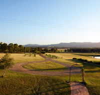 Silver Springs 4br Cottage with Wifi Views Olives and Space . Fireplace Views Olives and Space - Hobart Tourism