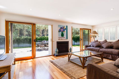 Simple Harmony - Tourism TAS 1