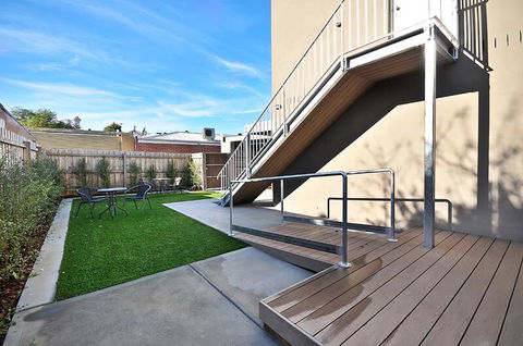 Single Room W/ Private Bathroom In Brunswick! - Hobart Tourism 1