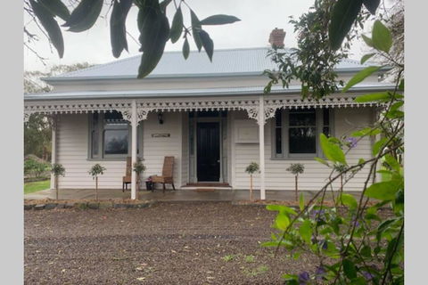 Skibo Cottage - Hobart Tourism 0