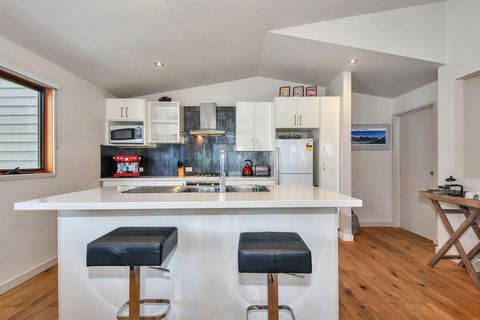 Snow Bound - Tourism TAS 2