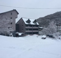 Snow Ski Apartments 14 - Tourism TAS