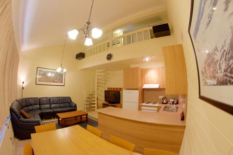 Snow Ski Apartments 31 - Tourism TAS 0