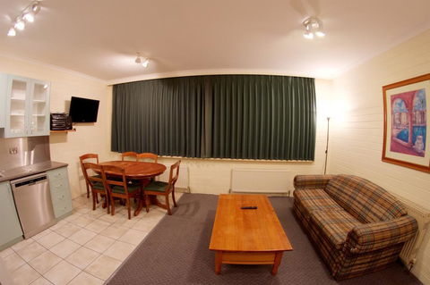 Snow Ski Apartments 34 - Hobart Tourism 1