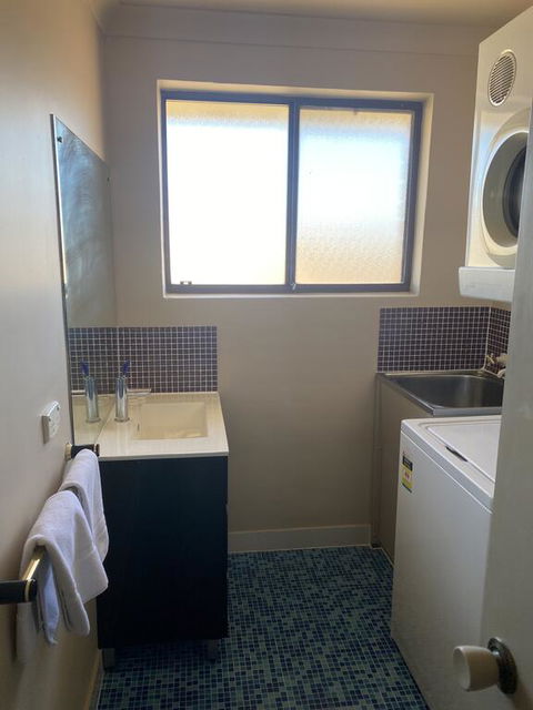 Snowgate Motel + Apartments - Hobart Tourism 3
