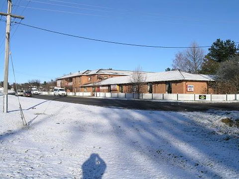 Snowgate Motel + Apartments - Hobart Tourism 0