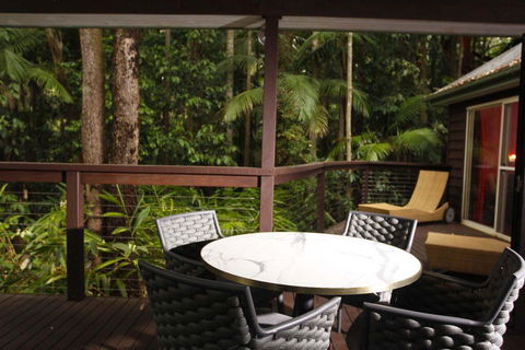 Songbirds Rainforest Retreat - Hobart Tourism 1