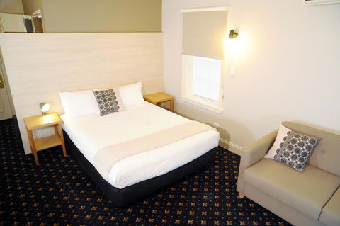 Sovereign Hill Hotel - Hobart Tourism 1