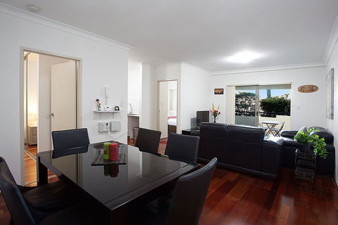 Spacious Family Apartment Close To Olympic Park - Hobart Tourism 0