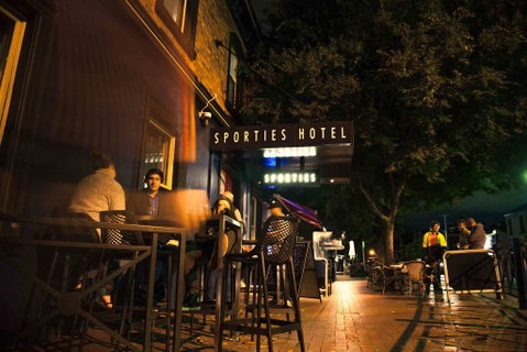 Sporties Hotel - Tourism TAS 1