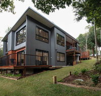 Springbrook25 Whole House - Hobart Tourism