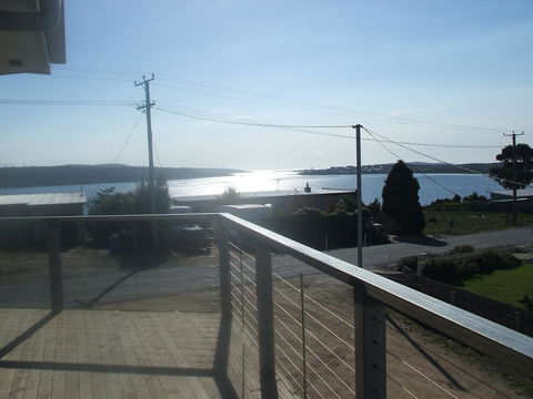 St Helens On The Bay - Hobart Tourism 3