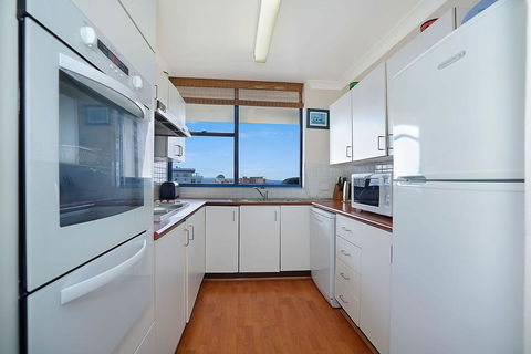St Tropez Unit 39 - The Entrance, NSW - Hobart Tourism 2