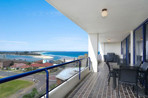 St Tropez Unit 39 - The Entrance, NSW - Hobart Tourism 1