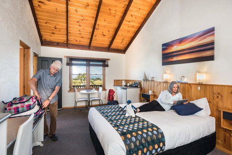 Stanley Seaview Inn - Tourism TAS 1